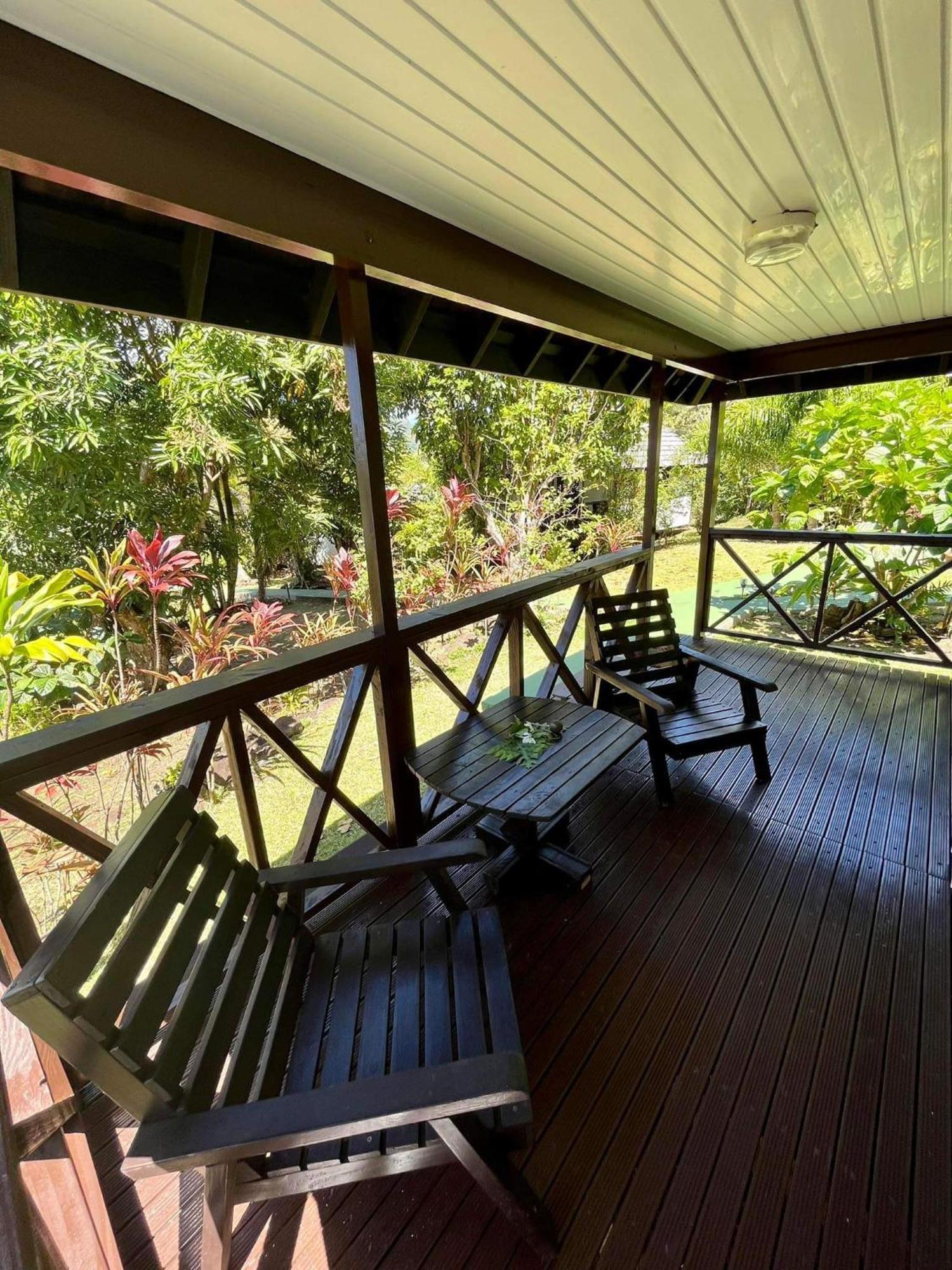 Pension Hibiscus Taha'A Vaitoare  Exterior photo